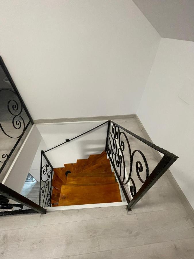 Casa Dan Lägenhet Buzău Exteriör bild
