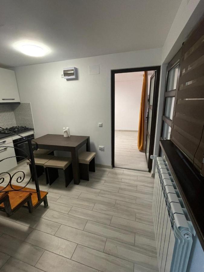 Casa Dan Lägenhet Buzău Exteriör bild
