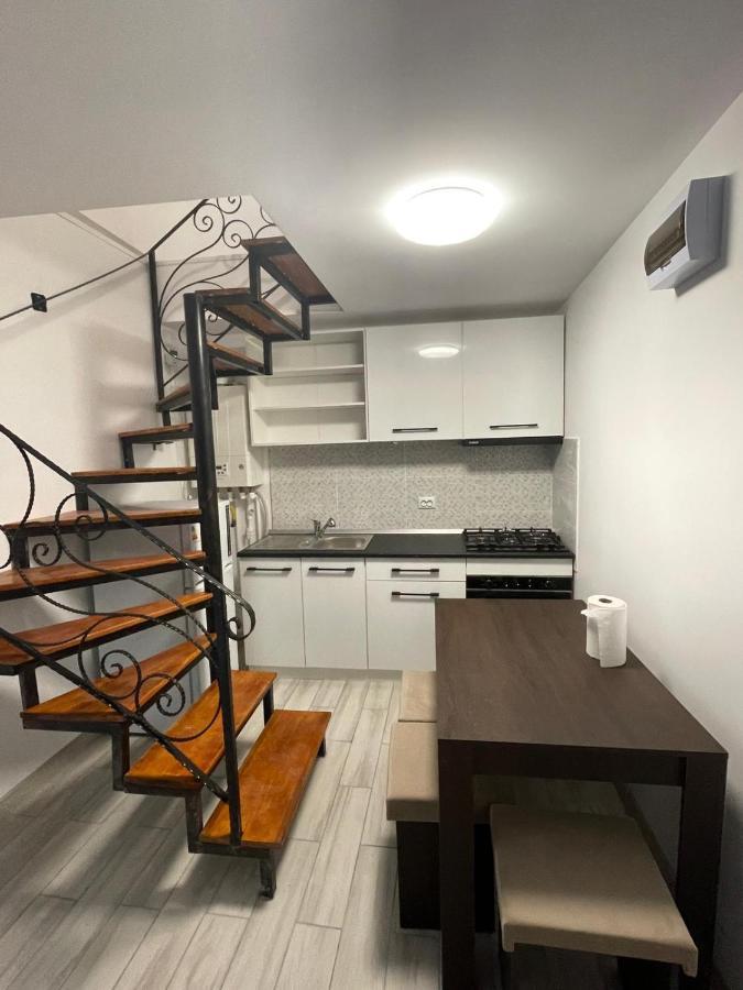 Casa Dan Lägenhet Buzău Exteriör bild